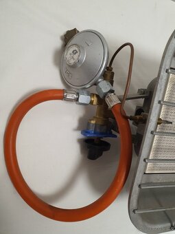plynový ohřívač, topení, topidlo 4,6kW - 2