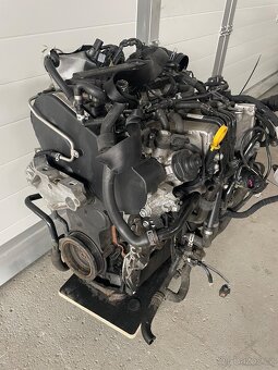 Kompletní motor 1,6 TDi CLH nízký nájezd 115tis km - 2