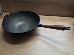 Litinová pánev Skeppshult 32 cm - 2