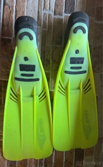 Dětské plavecké ploutve velikost 31 - 33 - 2