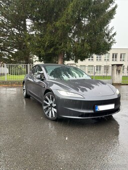 Tesla model 3 Long Range NABÍJENI ZADARMO - 2