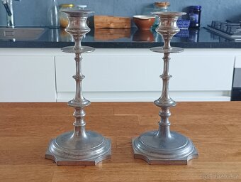 ART DECO KOVOVÉ PÁROVÉ SVÍCNY FRANCIE - 2