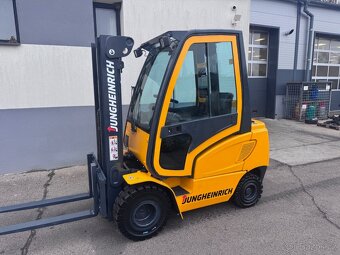 Jungheinrich DFG 20 diesel 2t triplex 4,4m kabina - 2