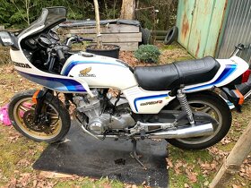 Honda cb750F 2 Boldor - 2
