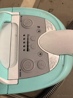 BOSCH BWD420HYG AquaWash&Clean - 2