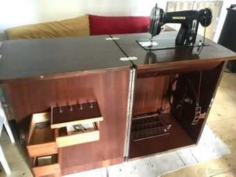 Šicí stroj Minerva - 2