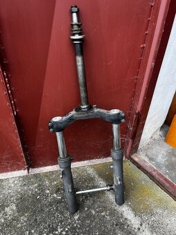 YAMAHA MAJESTY 250 vidlice - 2