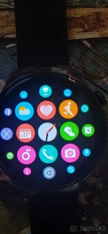 Prodám  chytré  hodinky  start watsch - 2