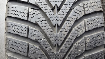 Zimní pneu 205/55/16 Vredestein - 2