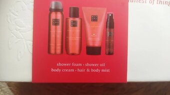 Nová sada od Rituals set small červená - 2