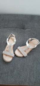 Dětské boty sandálky s kamínky vel.31 - 2