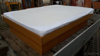 Postel s uložným prostorem - 2