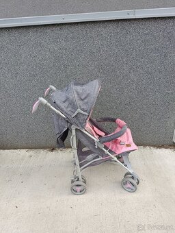 Skládací kočárek - 2