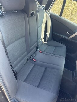 Prodám BMW E-61 2,5 D r.v. 2006 - 2