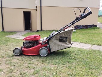 Prodám benzínovou sekačku - 2