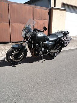Yamaha XJR 1200 - 2
