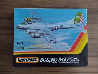 Modely letadel,plastové stavebnice Matchbox. - 2