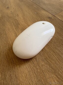 Apple myš Mighty Mouse bezdrátová (A1197) - 2