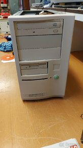 Staré PC Windows 98SE CZ, 128 mb RAM, 433 mhz - Socket 370 - 2