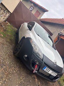 Prodám renault Mégane coupe Monaco gp 130tce rok 2011 - 2