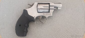 Revolver SW - 2
