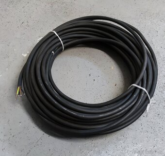 Prodám kabely 4x1,5 CYKY délky 49 a 36m - 2