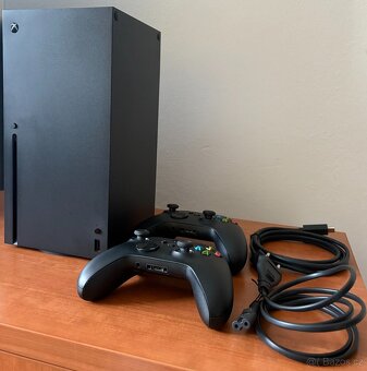 Prodám Xbox Series X – výborný stav - 2