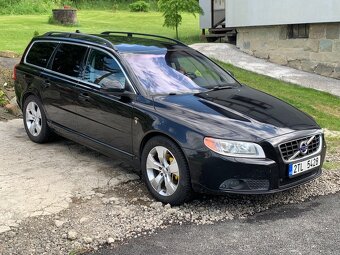 Volvo V70 D5 awd 151kw Momentum – GO motor, 4x4, top výbava - 2