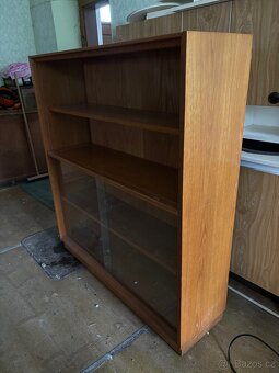 Knihovna INTERIER - 2