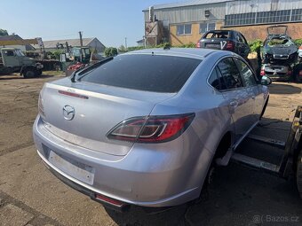 Mazda 6 na náhradní díly ND - 2