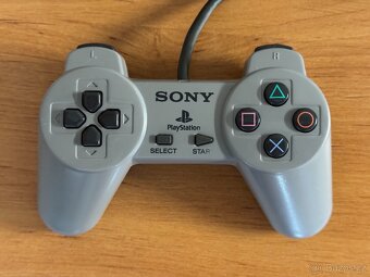 Sony PlayStation SCPH-9002 konzole PS1 - 2