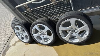 Kola AUDI (originál) 18" s letními pneu - 2