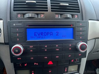 Rádio Delta 6 z VW Touareg/Multivan/ T5/7L6035195BX - 2