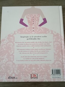 Prodám knihu Jak připravit dokonalou svatbu - 2