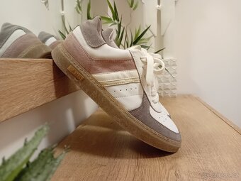 HIP Shoe Style dámské tenisky vel. 38 kožené - 2