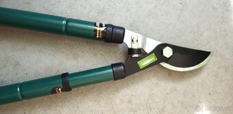 NŮŽKY NA ŽIVÝ PLOT TELESKOPICKÉ - 2