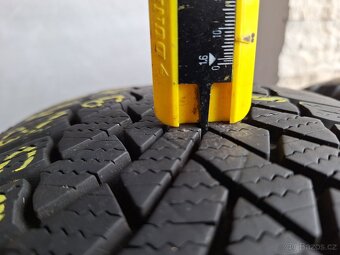 Prodám zimní pneu 205/55/16 Bridgeston  sada - 2