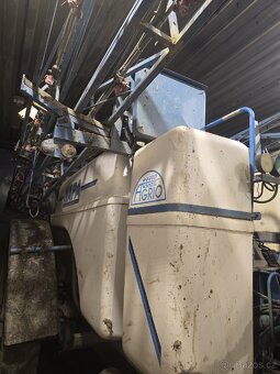 Tažený postřikovač - 2