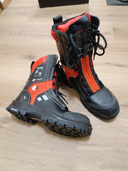 Zásahová obuv - 2