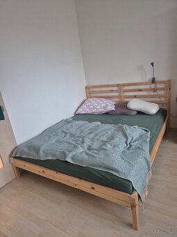 Postel s matrací - 2