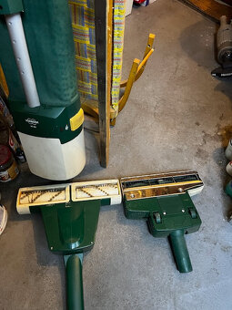 vysavač Vorwerk VK 122 - 2