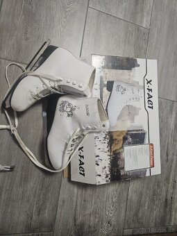 Dámské zimní brusle - 2