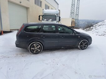 Ford Focus 1.8 tdci 85 kw combi - 2