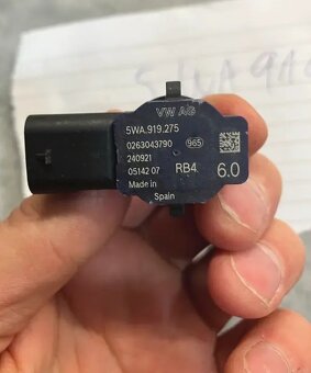 senzor parkovaci sensor pdc narazniku 5WA919275 - 2