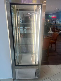 Cukrarska dortova lednice - 2