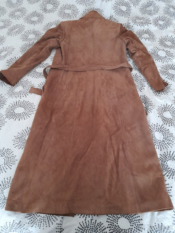 Hnědý semišový kabát, vel. 42 - 2