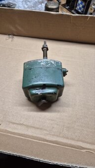 Motorek k stěračům PAL - 2