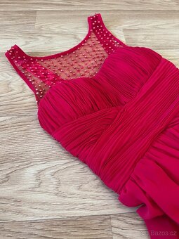 Červené společenské šaty - 2