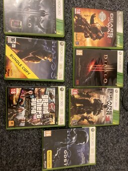 X box 360, ovladač a hry - 2