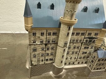 Ravensburger 3D puzzle - zámek Neuschwanstein - 2